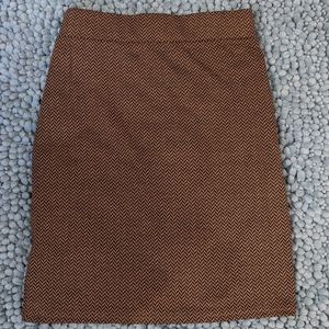 Stretchy skirt, brown chevron, sz m